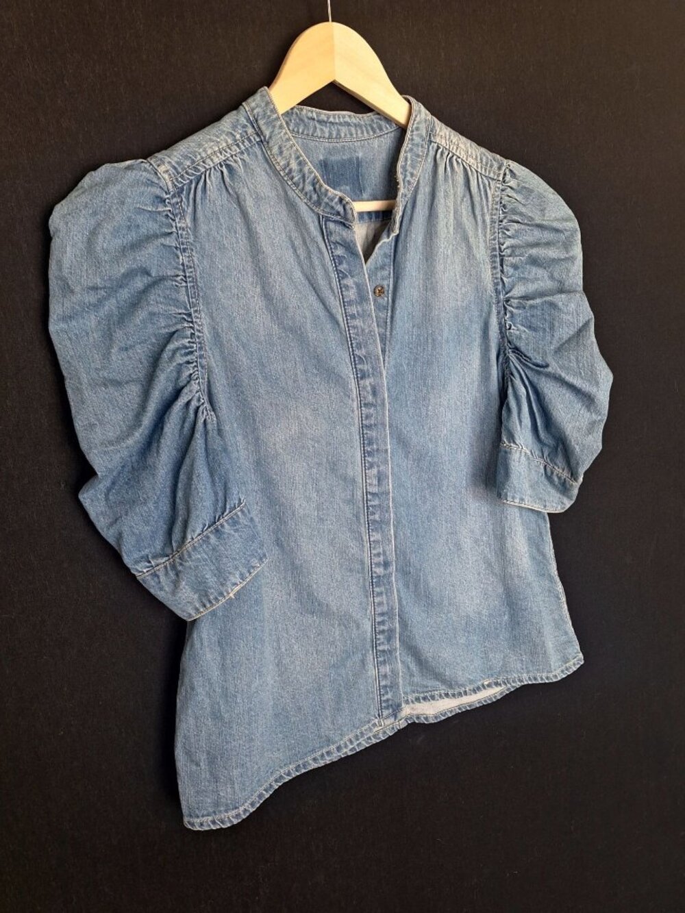 💙 Denim Blouse Puff Sleeve Top 100% Cotton Size M/L Light Wash Mandarin Collar - Picture 6 of 6